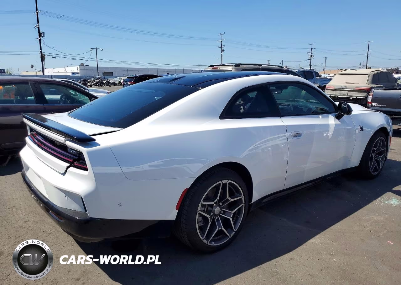 2026 Dodge Charger Scat Pack VIN:2C3CDAMPXTR203524 - 3