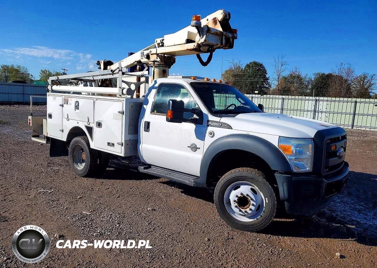 2016 Ford F450 Super Duty Bucket Truck VIN:1FDUF4GT0GEB08098 - 4