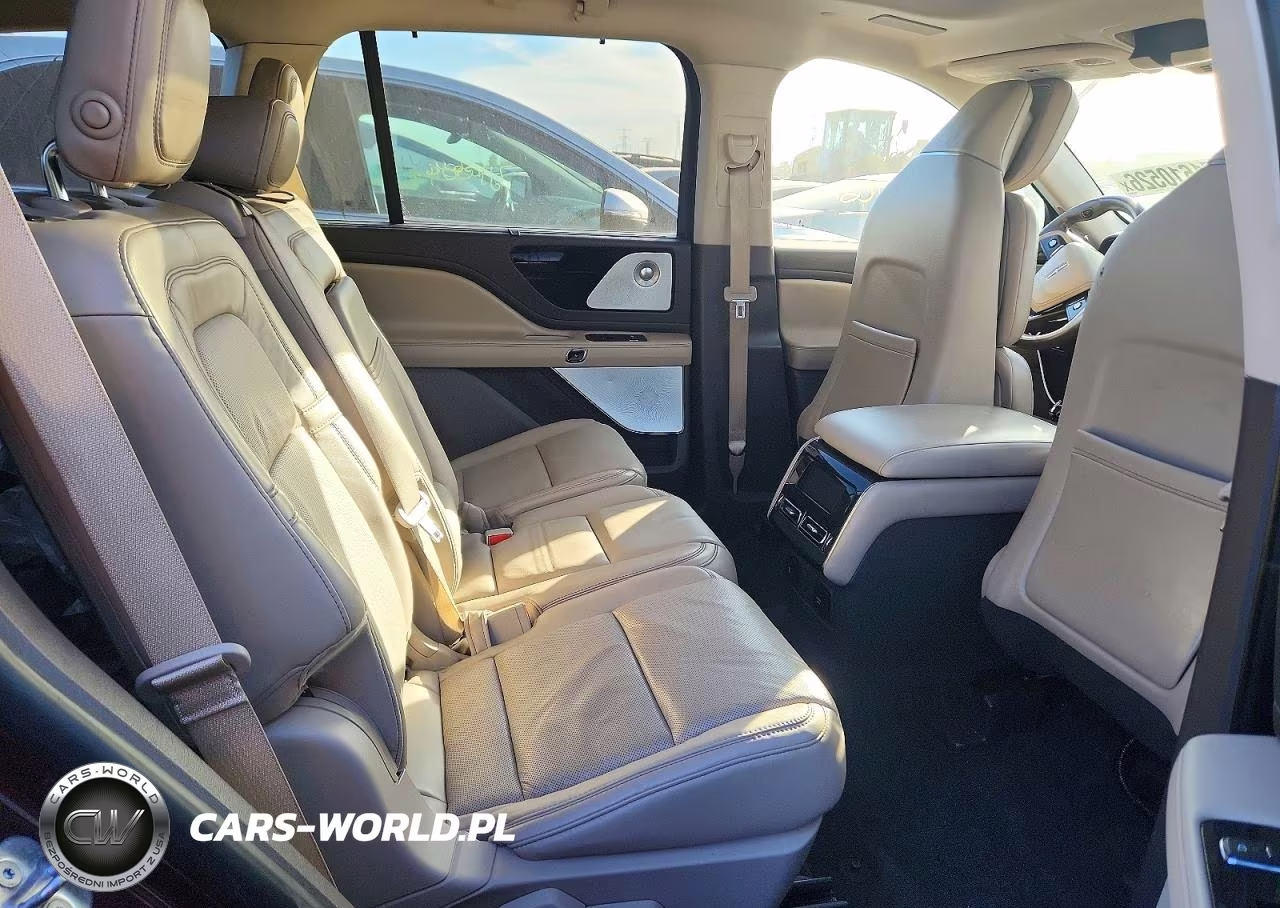 2020 Lincoln Aviator Reserve VIN:5LM5J7XC8LGL05116 - 10