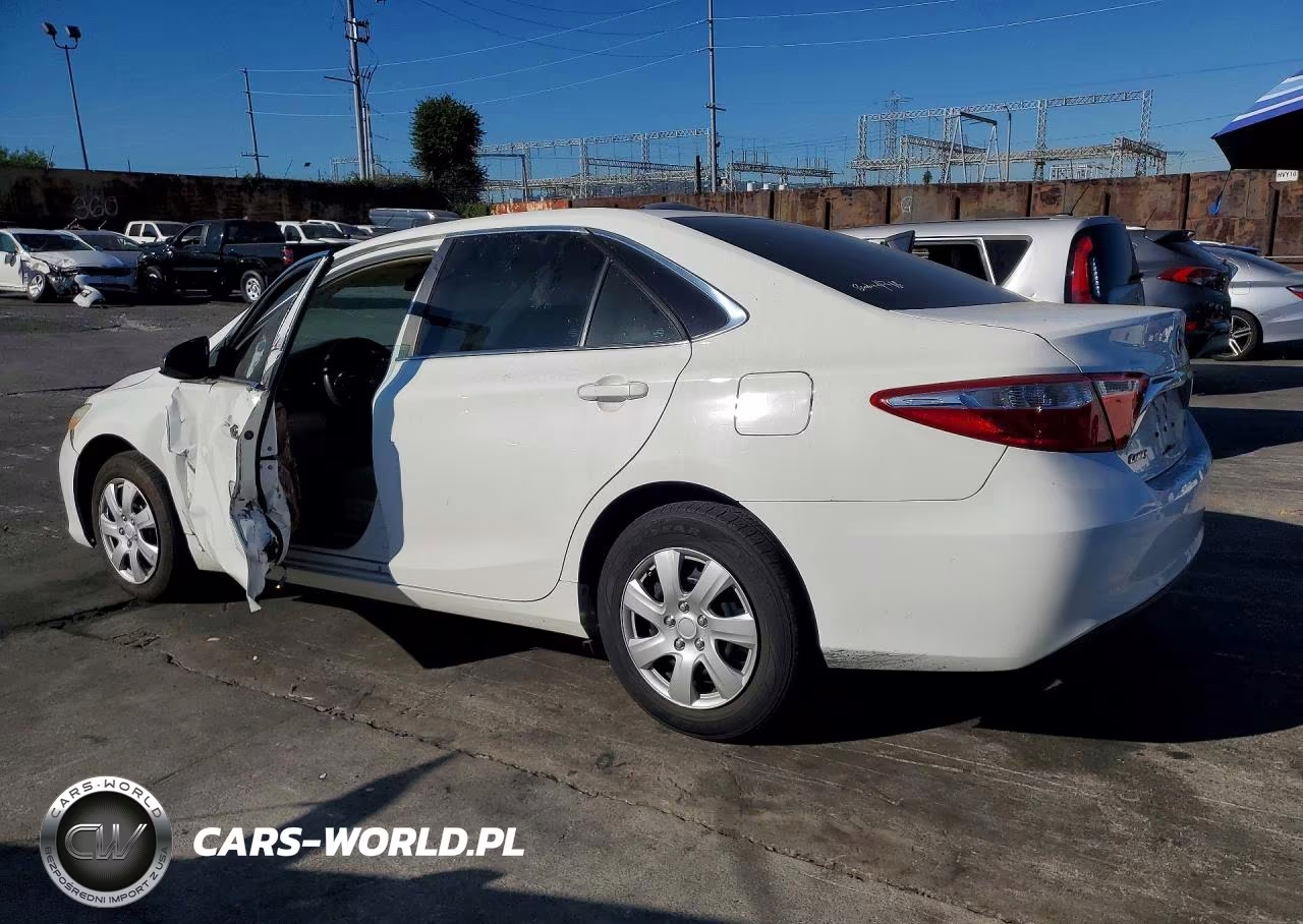 2015 Toyota Camry Le VIN:4T4BF1FK9FR443370 - 2