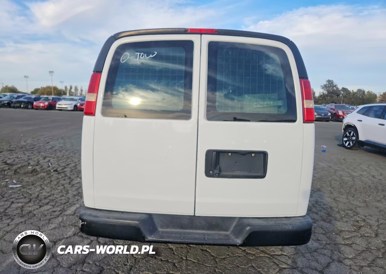 2015 Chevrolet Express G2500 VIN:1GCWGGCFXF1164115 - 6