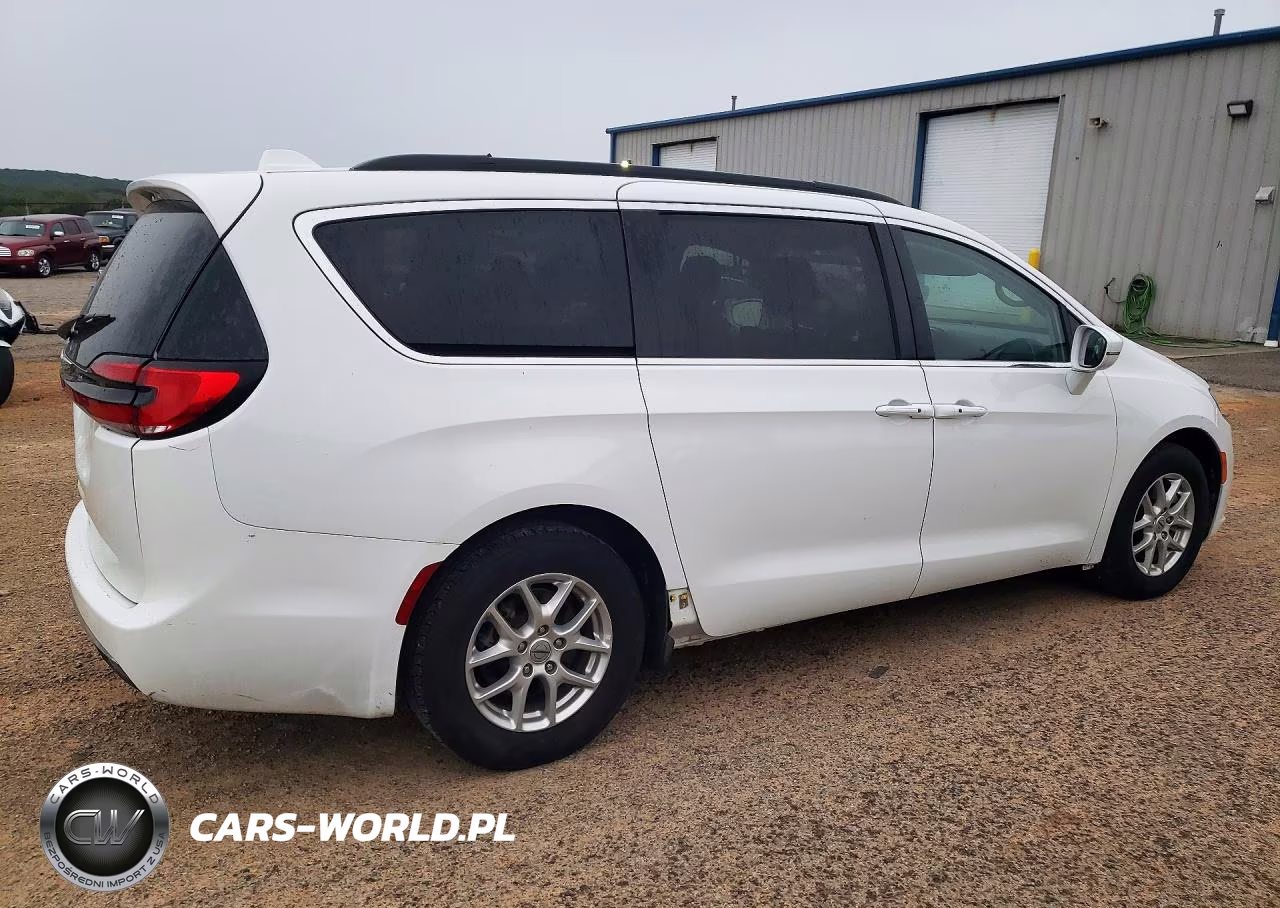 2022 Chrysler Pacifica VIN:2C4RC1BG2NR168959 - 3