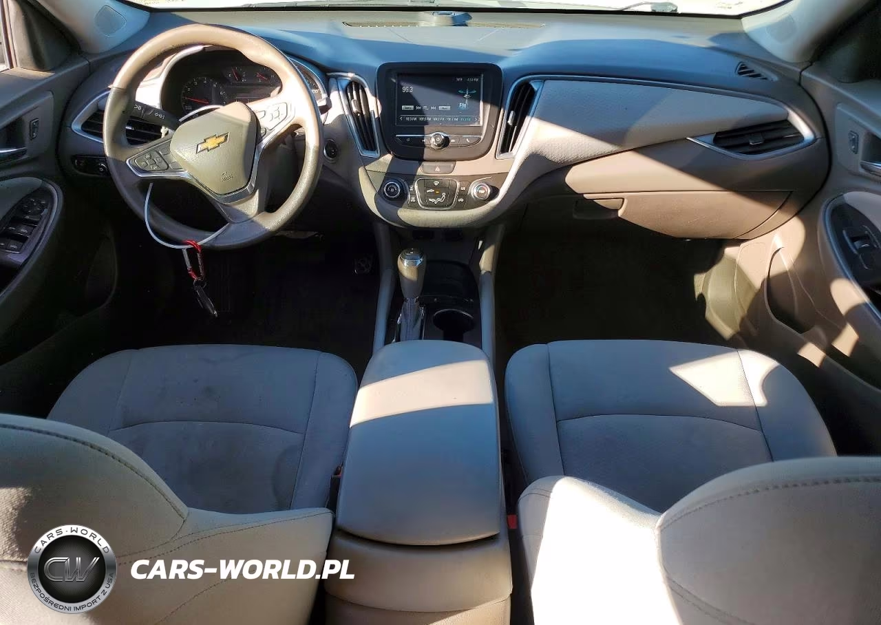 2018 Chevrolet Malibu Ls VIN:1G1ZB5ST6JF165953 - 8