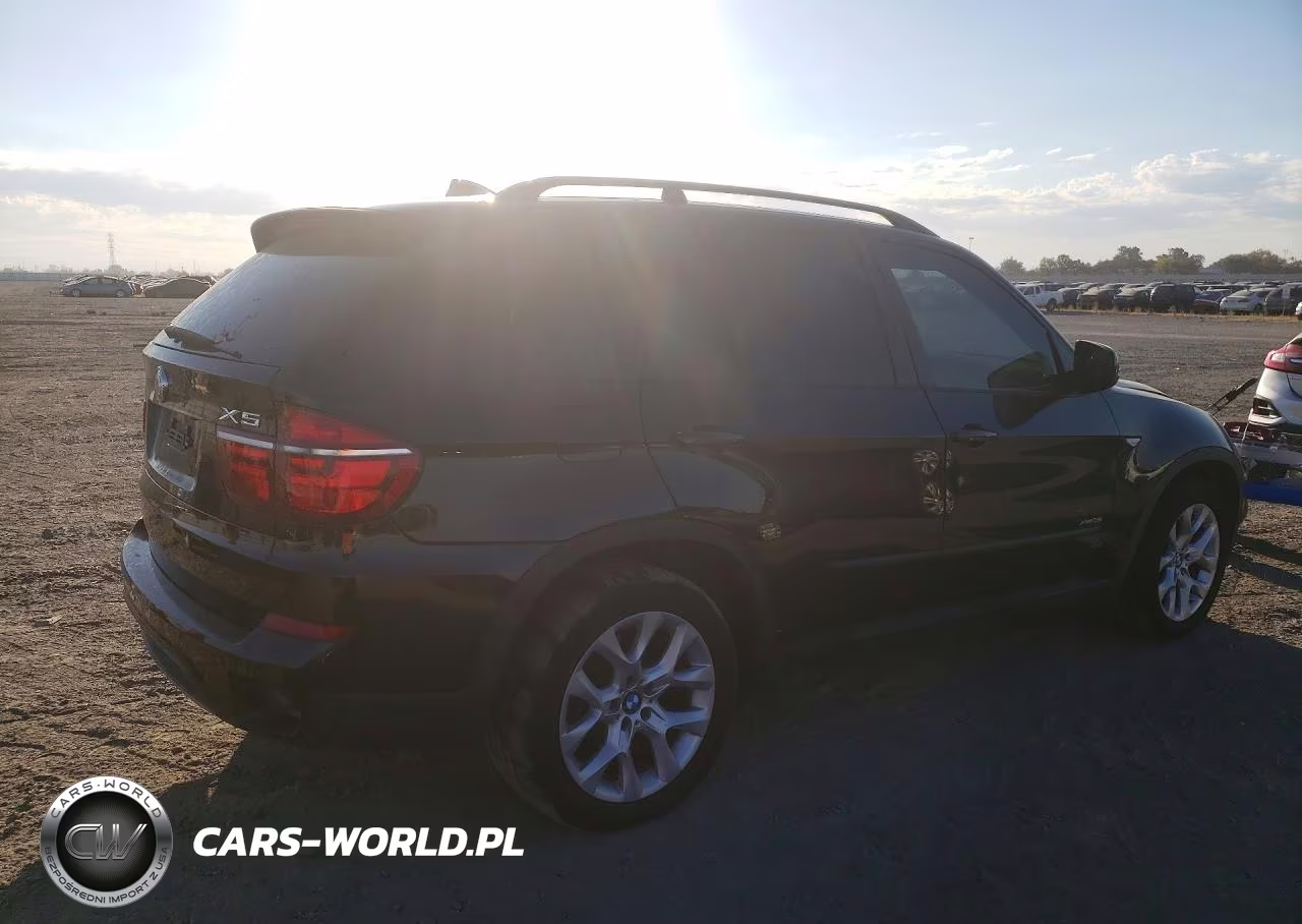 2012 BMW X5 xDrive35I VIN:5UXZV4C50CL745338 - 3