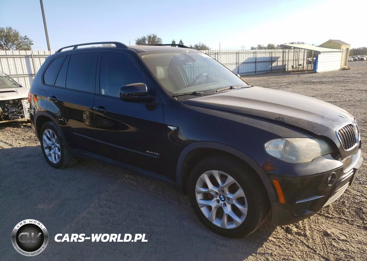 2012 BMW X5 xDrive35I VIN:5UXZV4C50CL745338 - 4