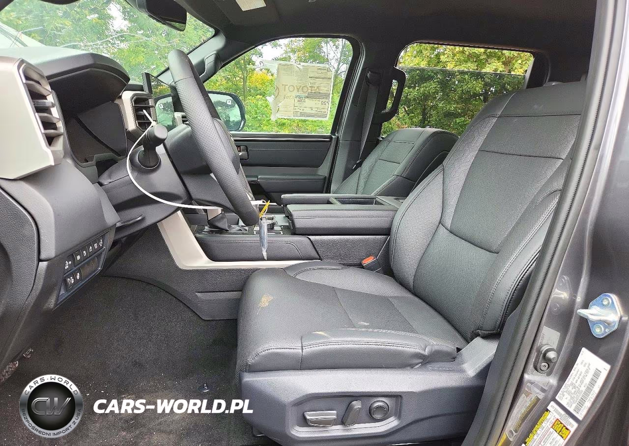 2025 Toyota Tundra VIN:5TFWC5DB9SX093749 - 7
