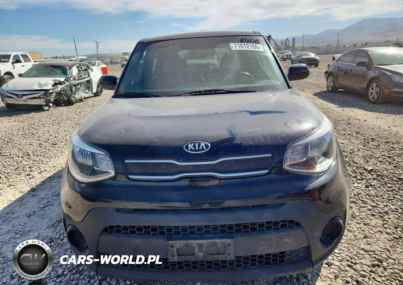 2017 Kia Soul Base VIN:KNDJN2A22H7460829 - 5
