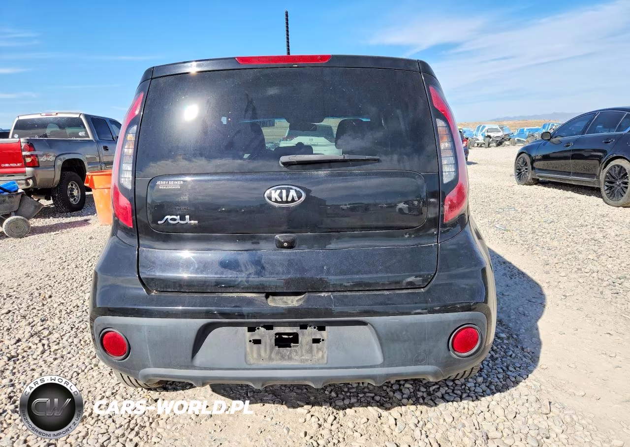 2017 Kia Soul Base VIN:KNDJN2A22H7460829 - 6