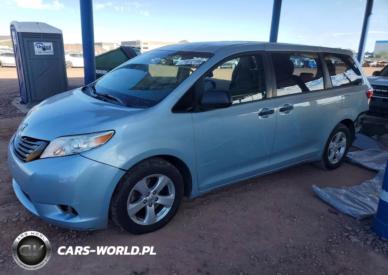 2015 Toyota Sienna L 7-Passenger