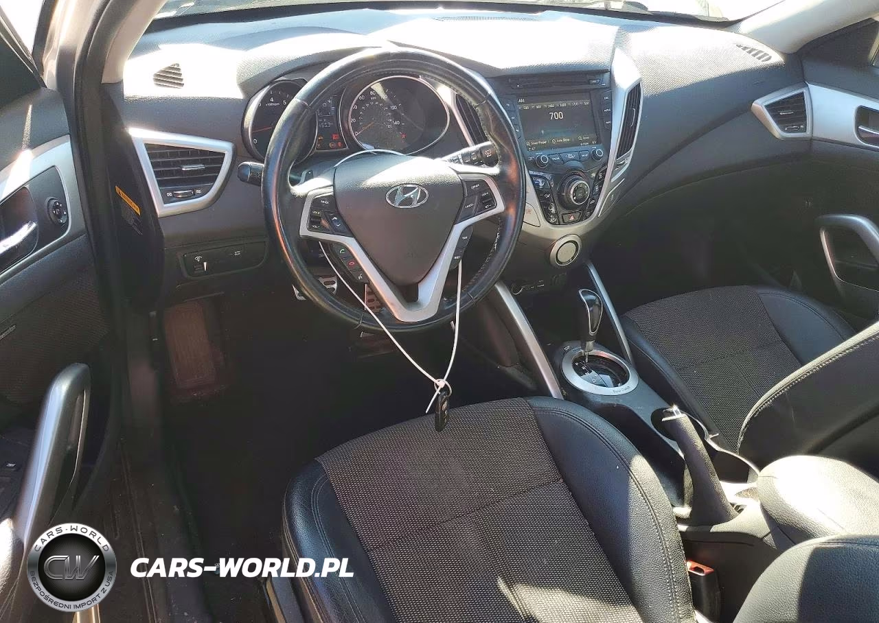 2015 Hyundai Veloster Base VIN:KMHTC6AD5FU232115 - 8