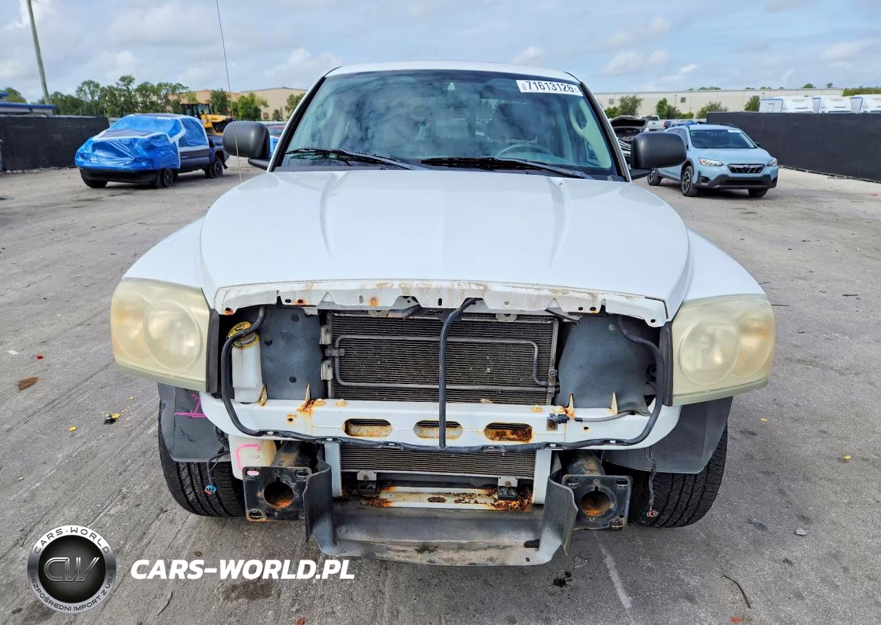 2007 Dodge Dakota Quad Slt VIN:1D7HW48N47S241329 - 5