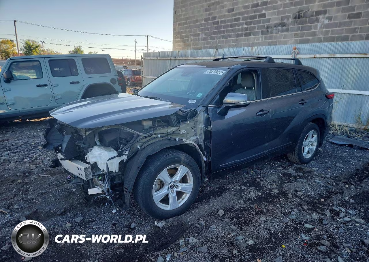2021 Toyota Highlander Le