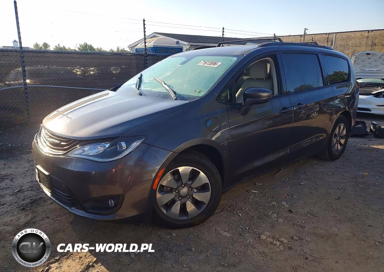 2018 Chrysler Pacifica Hybrid Limited – zdjęcie 1 z 12