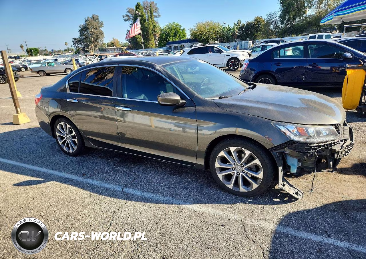 2014 Honda Accord Sport VIN:1HGCR2F50EA069470 - 4