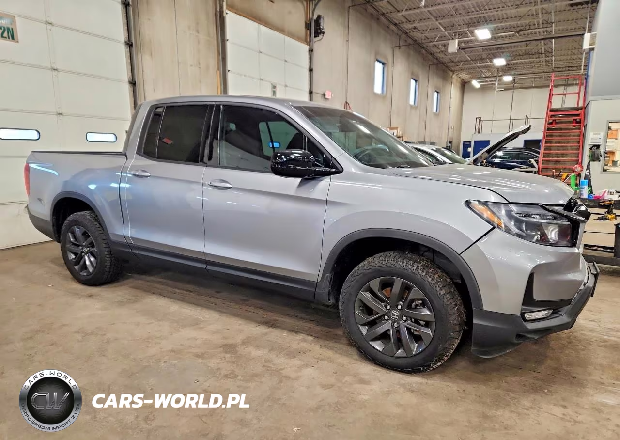 2021 Honda Ridgeline Sport VIN:5FPYK3F11MB015586 - 4