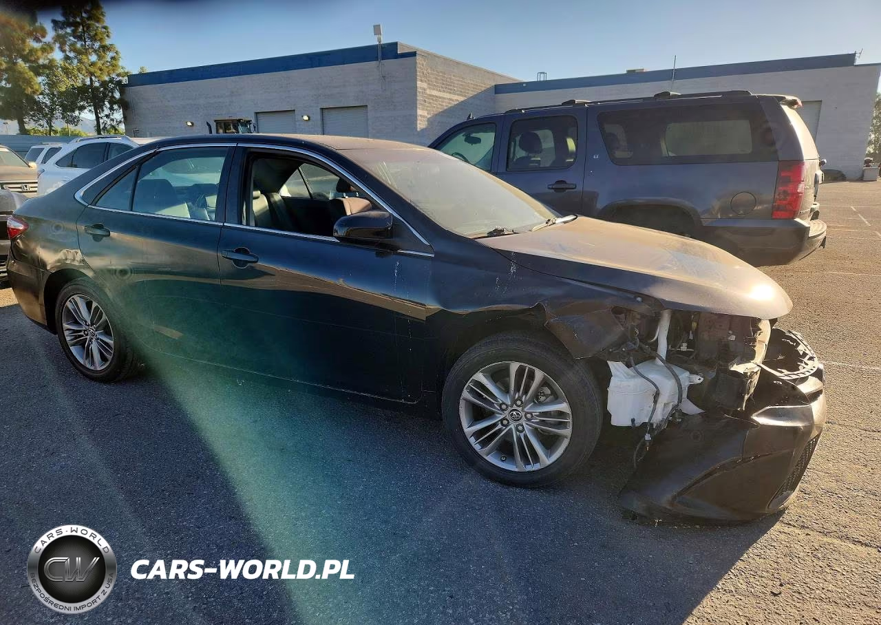 2016 Toyota Camry Se VIN:4T1BF1FK6GU525147 - 4
