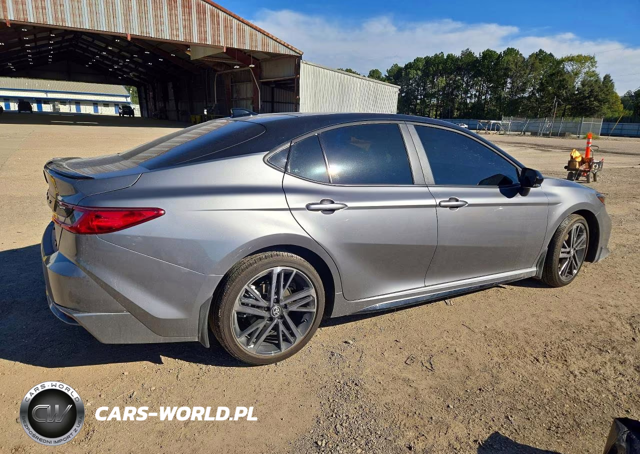 2026 Toyota Camry Xse VIN:4T1DAACK2TU315232 - 3