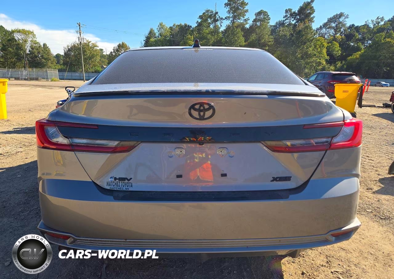 2026 Toyota Camry Xse VIN:4T1DAACK2TU315232 - 6