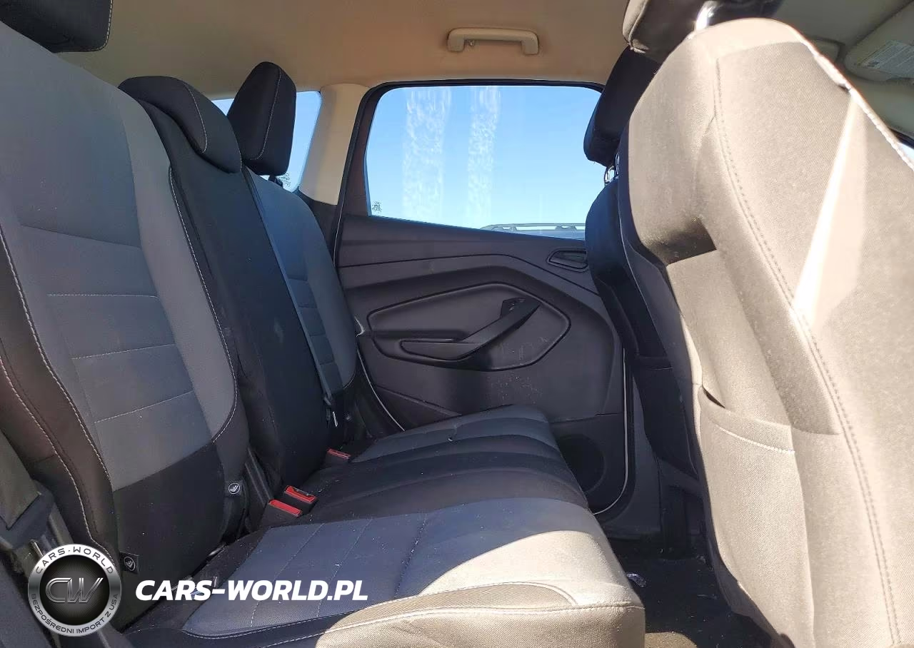 2017 Ford Escape S VIN:1FMCU0F73HUE35441 - 11