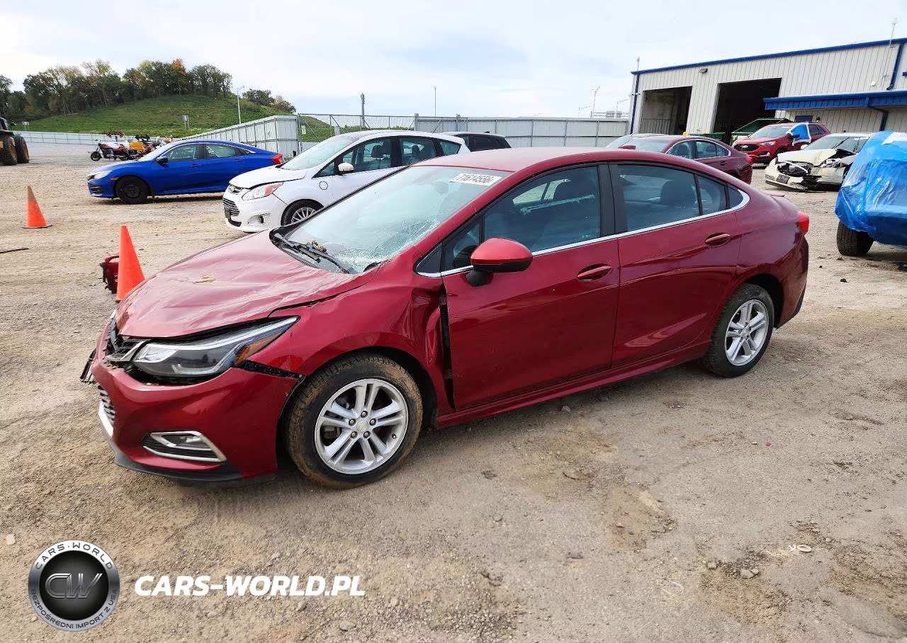2017 Chevrolet Cruze Lt VIN:1G1BE5SMXH7131875 - 1