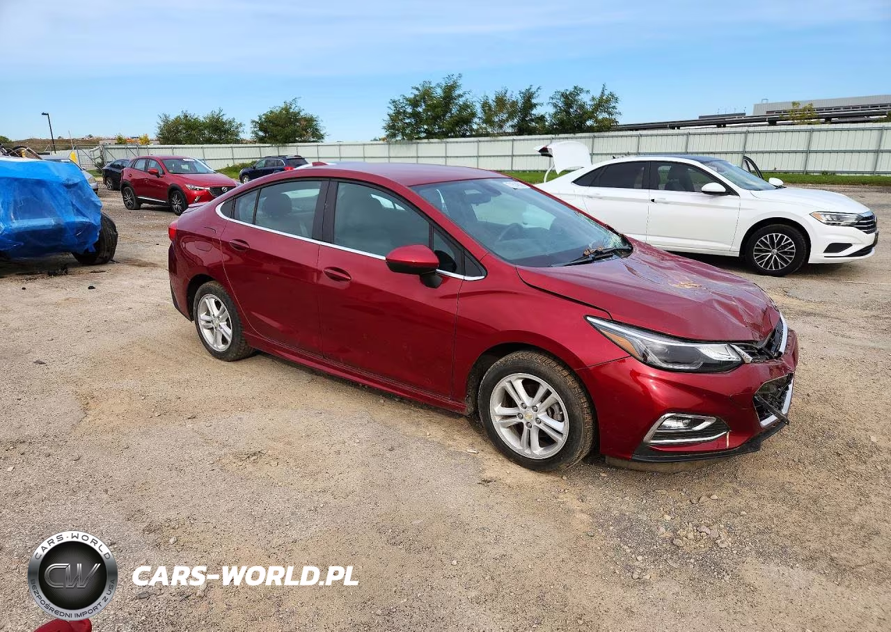 2017 Chevrolet Cruze Lt VIN:1G1BE5SMXH7131875 - 4