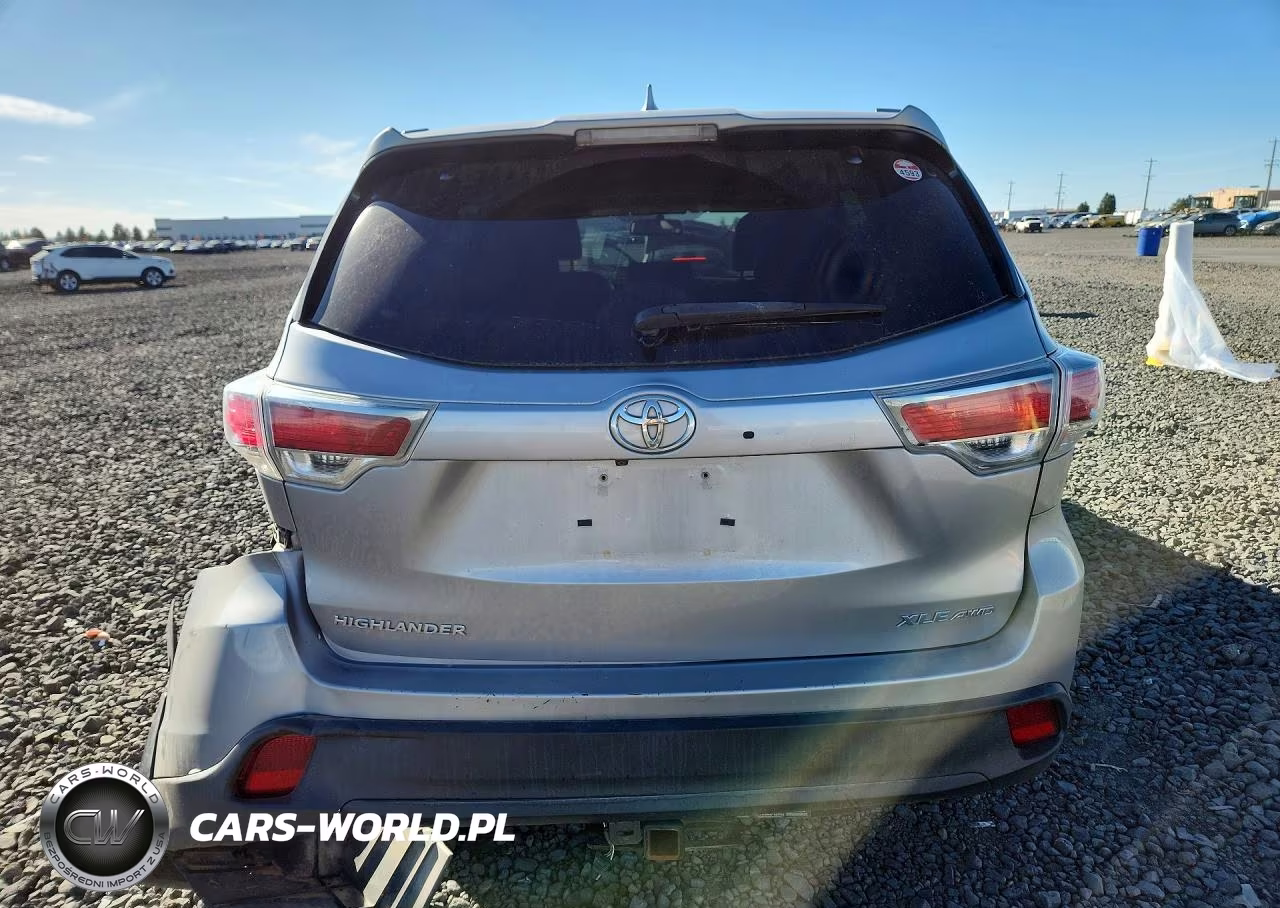 2015 Toyota Highlander Xle VIN:5TDJKRFH5FS134833 - 6