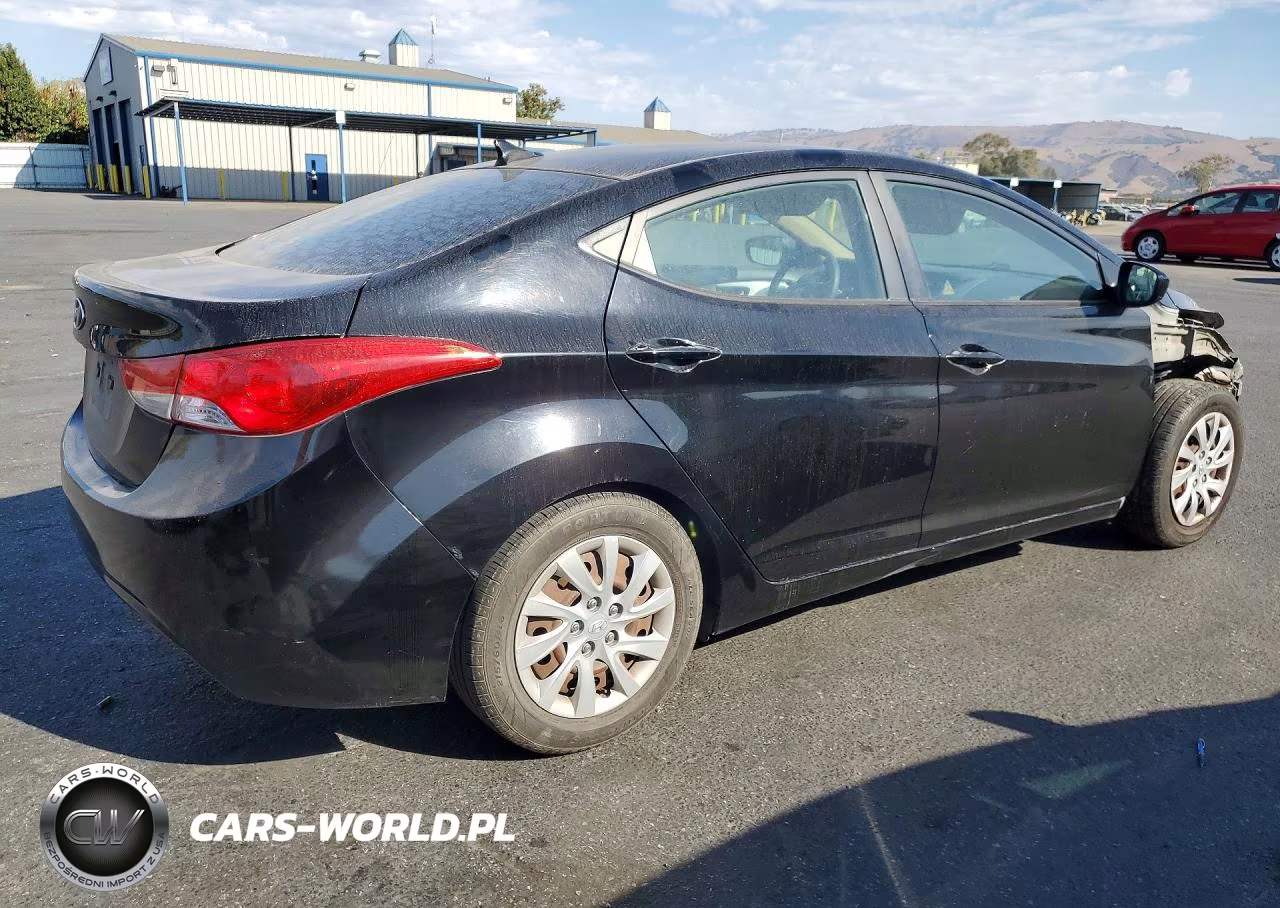 2013 Hyundai Elantra Gls VIN:KMHDH4AE7DU567991 - 3