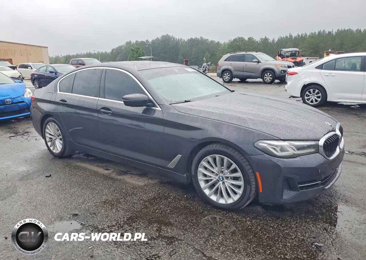 2021 BMW 530 Xi VIN:WBA13BJ04MCF62882 - 4