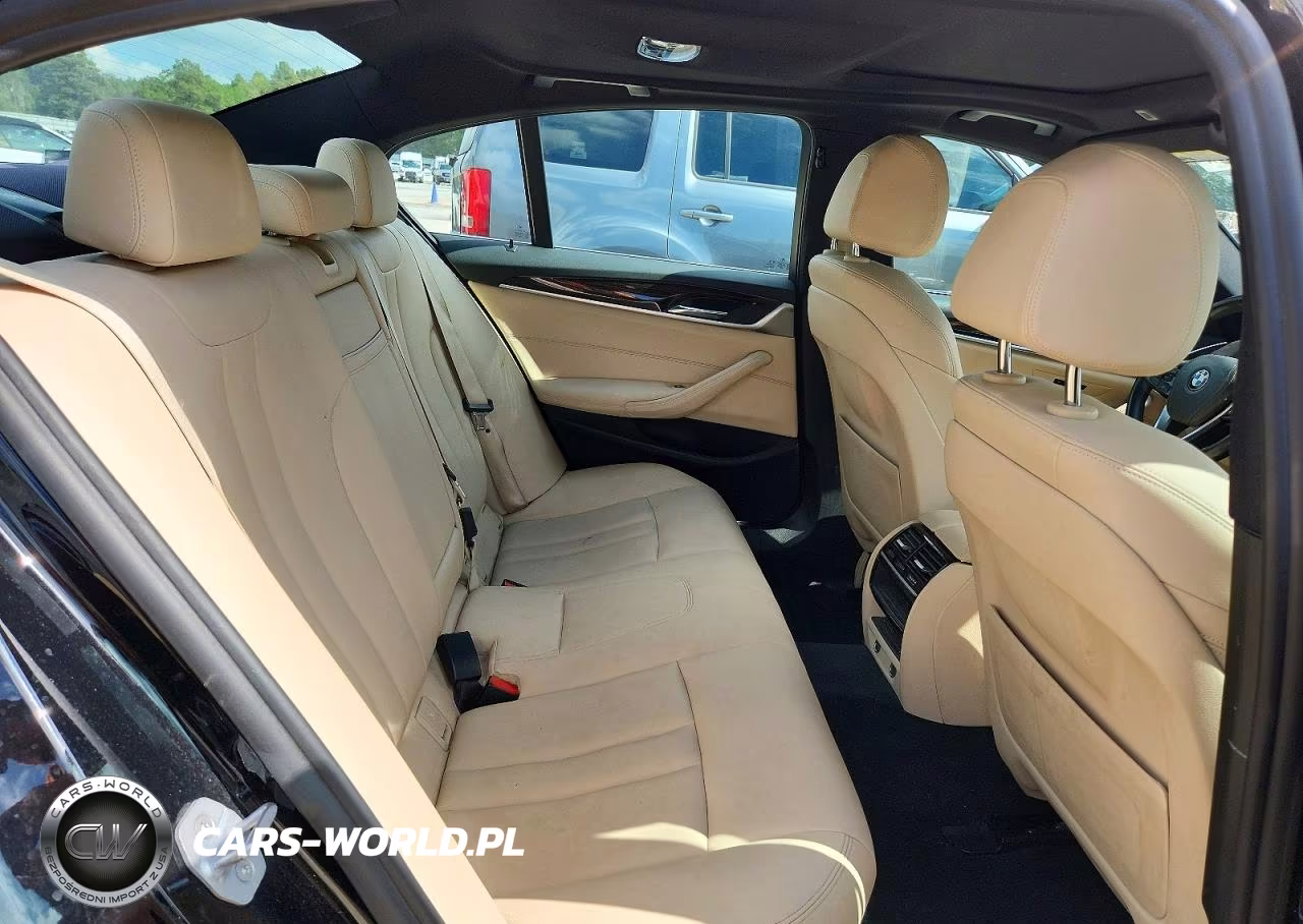 2018 BMW 530E VIN:WBAJA9C59JB250921 - 10