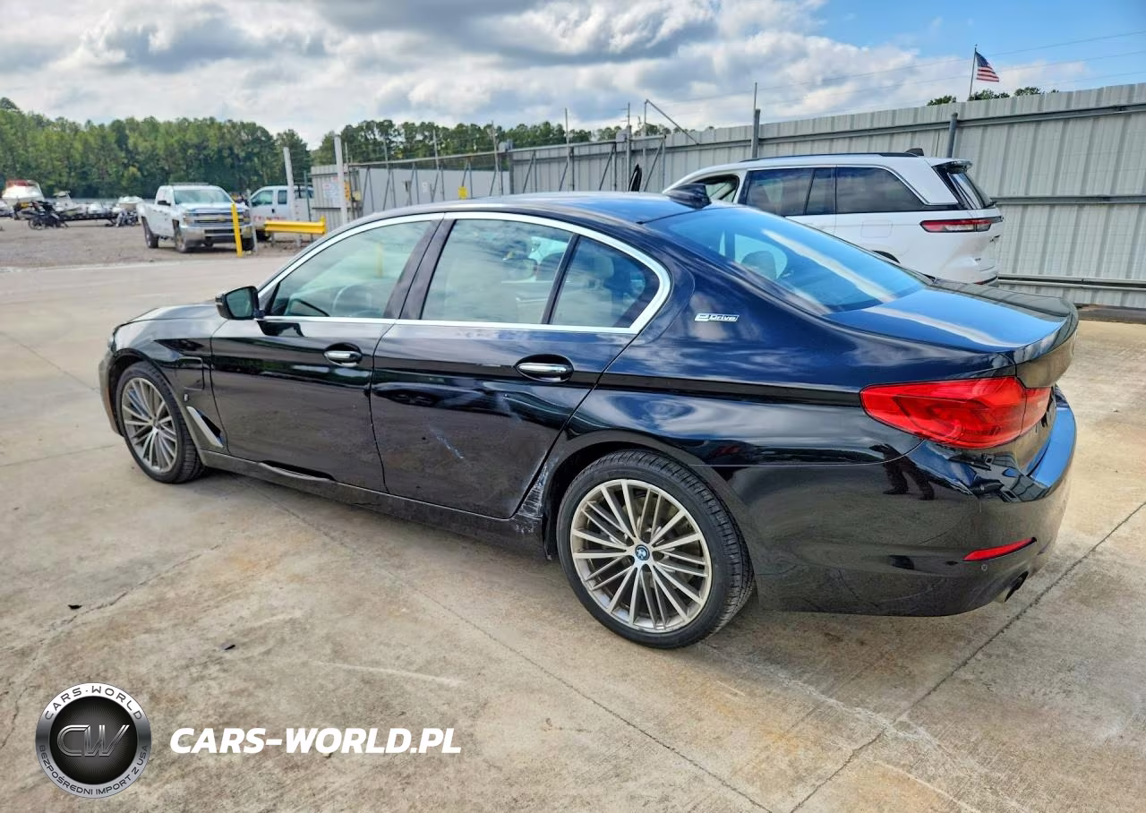2018 BMW 530E VIN:WBAJA9C59JB250921 - 2
