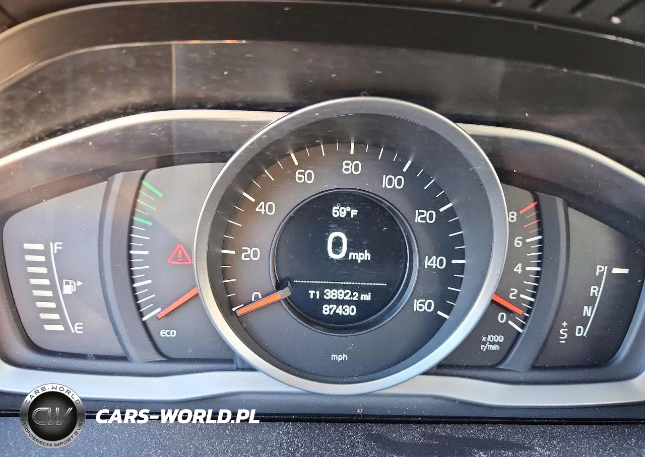 2017 Volvo Xc60 T5 Inscription VIN:YV440MRU9H2164780 - 9