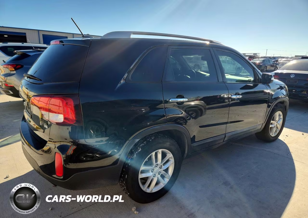 2015 Kia Sorento Lx VIN:5XYKT4A76FG601113 - 3