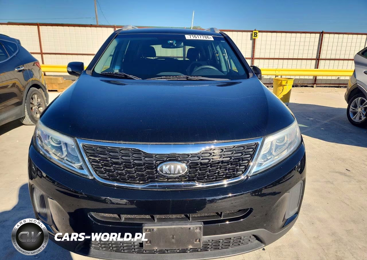 2015 Kia Sorento Lx VIN:5XYKT4A76FG601113 - 5