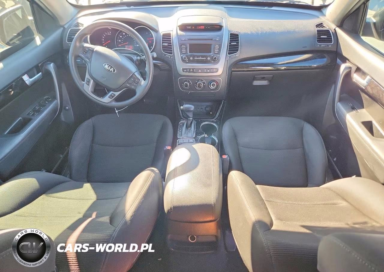 2015 Kia Sorento Lx VIN:5XYKT4A76FG601113 - 8