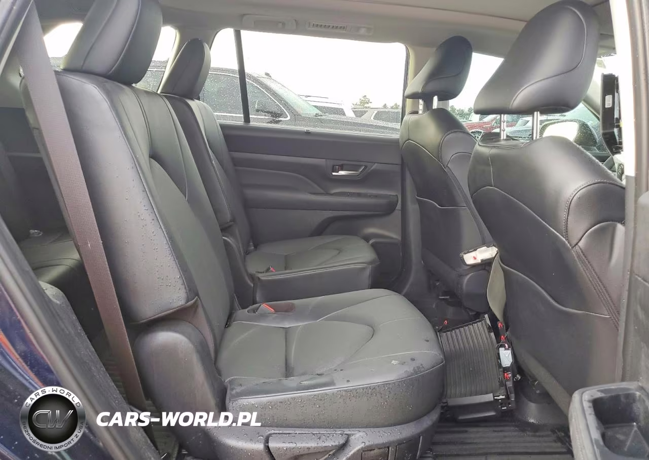 2026 Toyota Grand Highlander Hybrid Xle VIN:5TDACAB58TS072365 - 11
