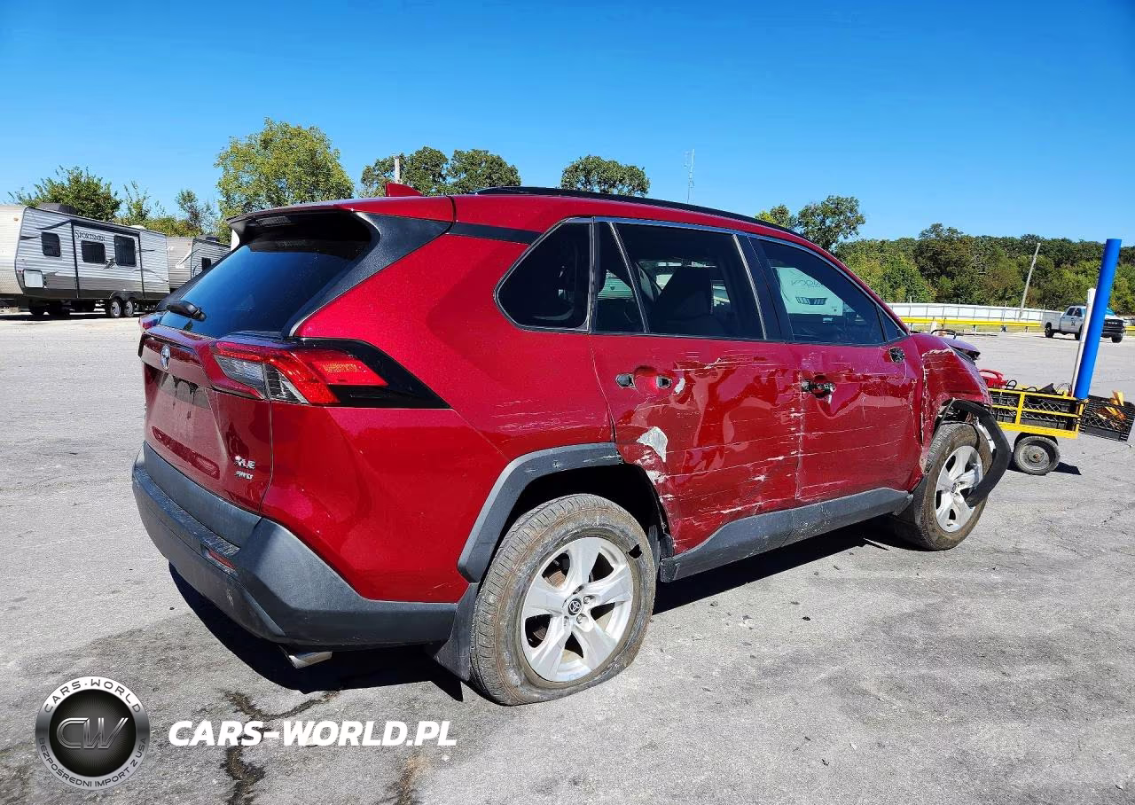 2021 Toyota Rav4 Xle VIN:2T3P1RFV0MW236331 - 3