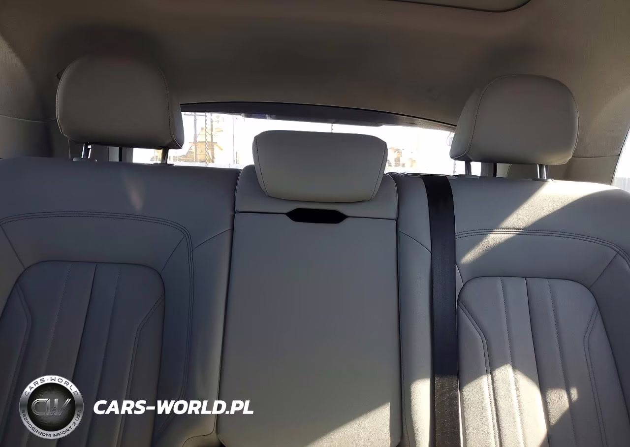 2022 Audi Q5 Premium Plus 45 VIN:WA1EAAFY2N2009097 - 10