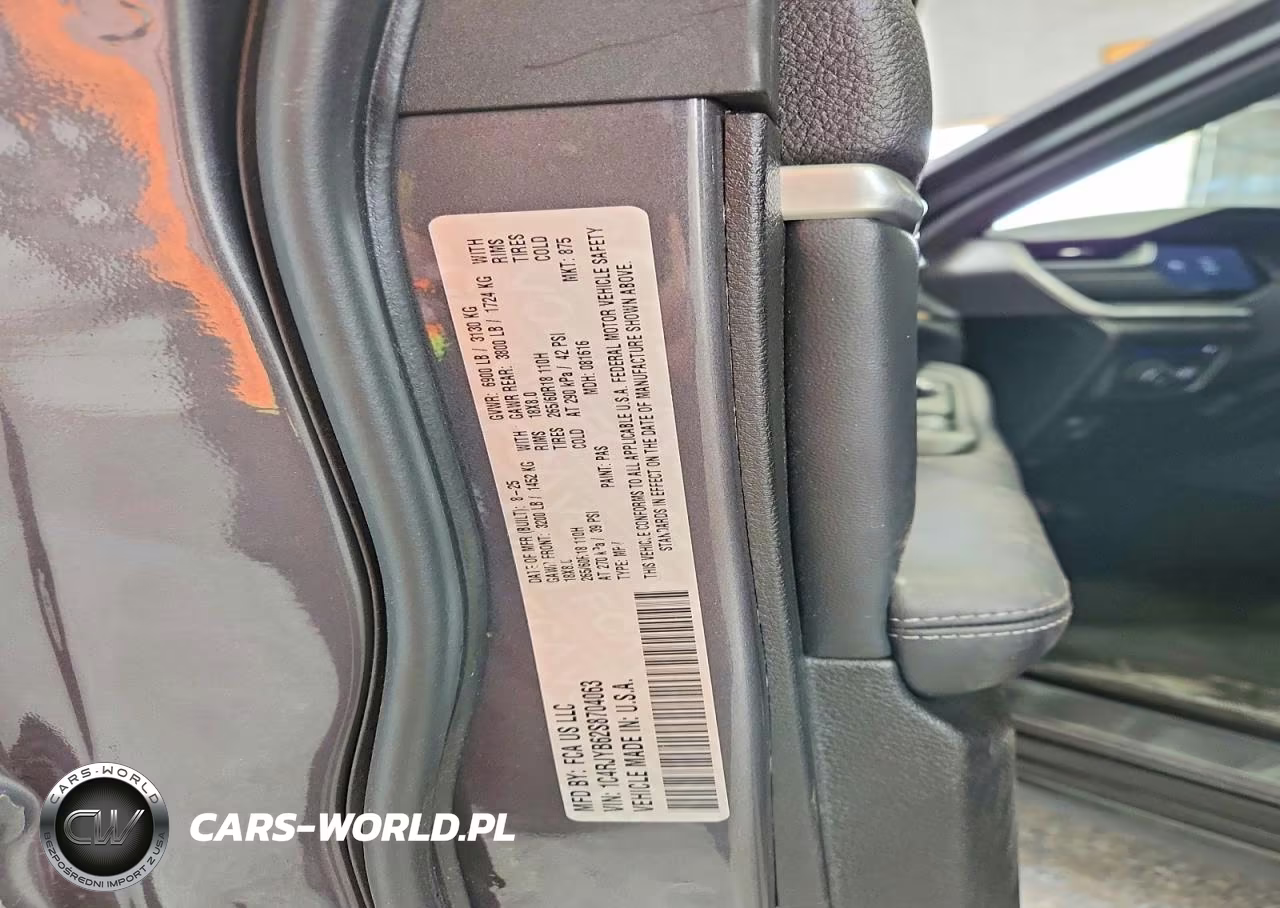 2025 Jeep Grand Cherokee 4Xe VIN:1C4RJYB62S8704063 - 13