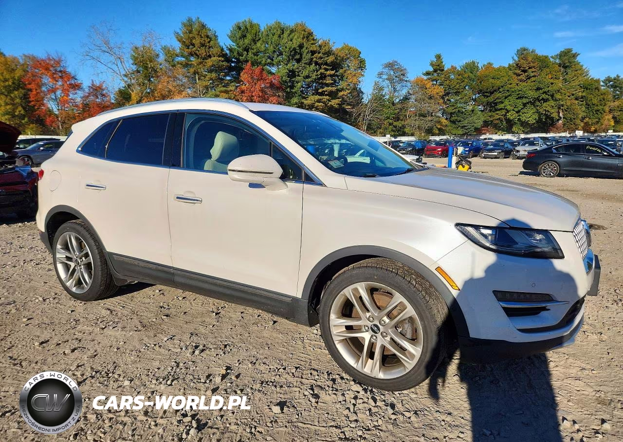 2019 Lincoln Mkc Reserve VIN:5LMCJ3D97KUL32087 - 4