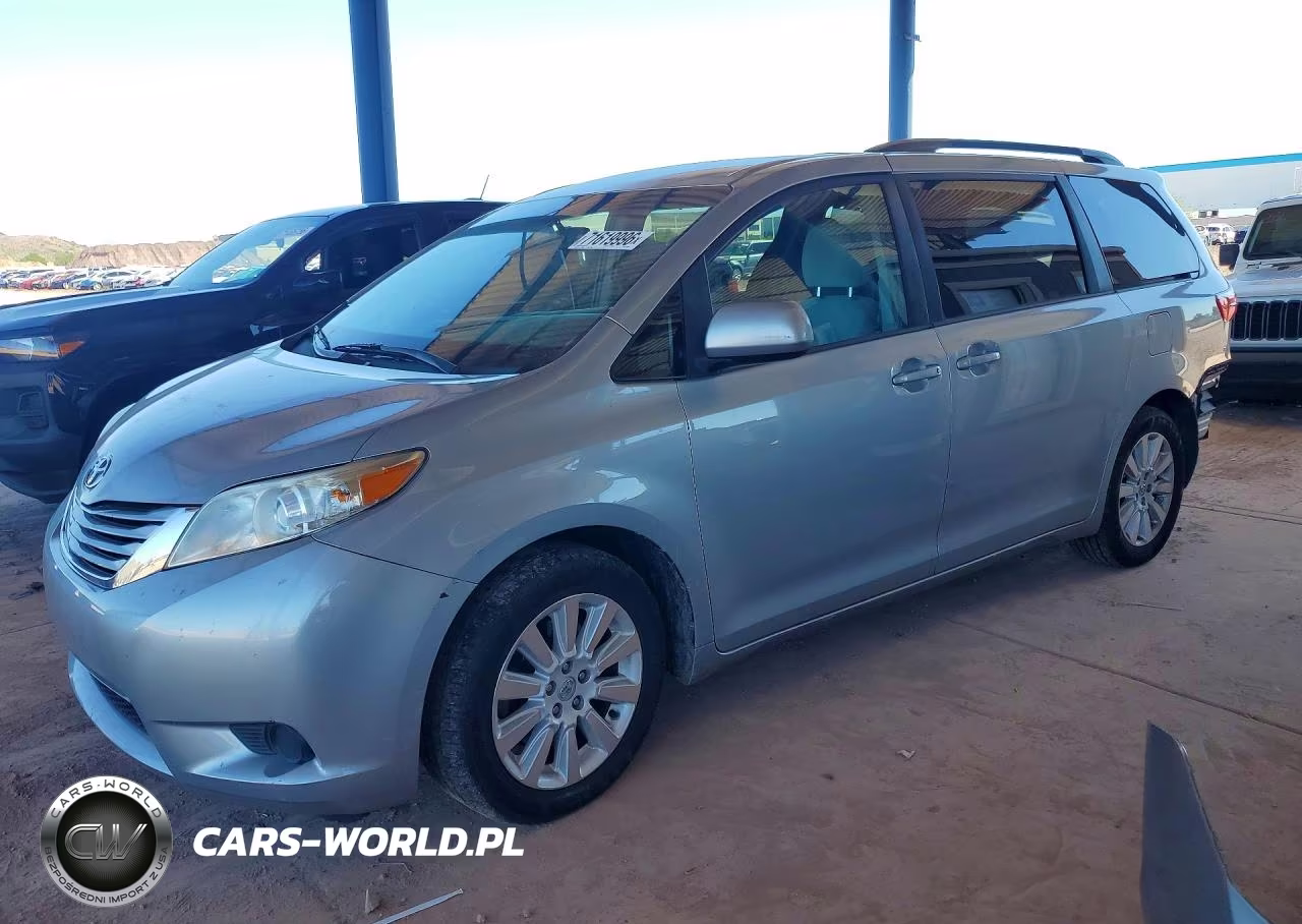 2015 Toyota Sienna Le