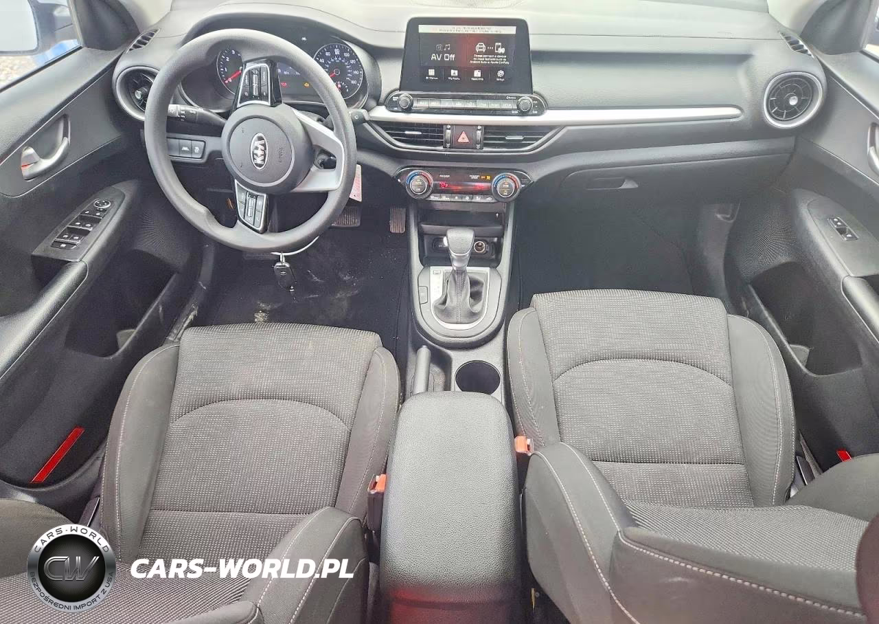 2019 Kia Forte Lxs VIN:3KPF24AD4KE007752 - 8