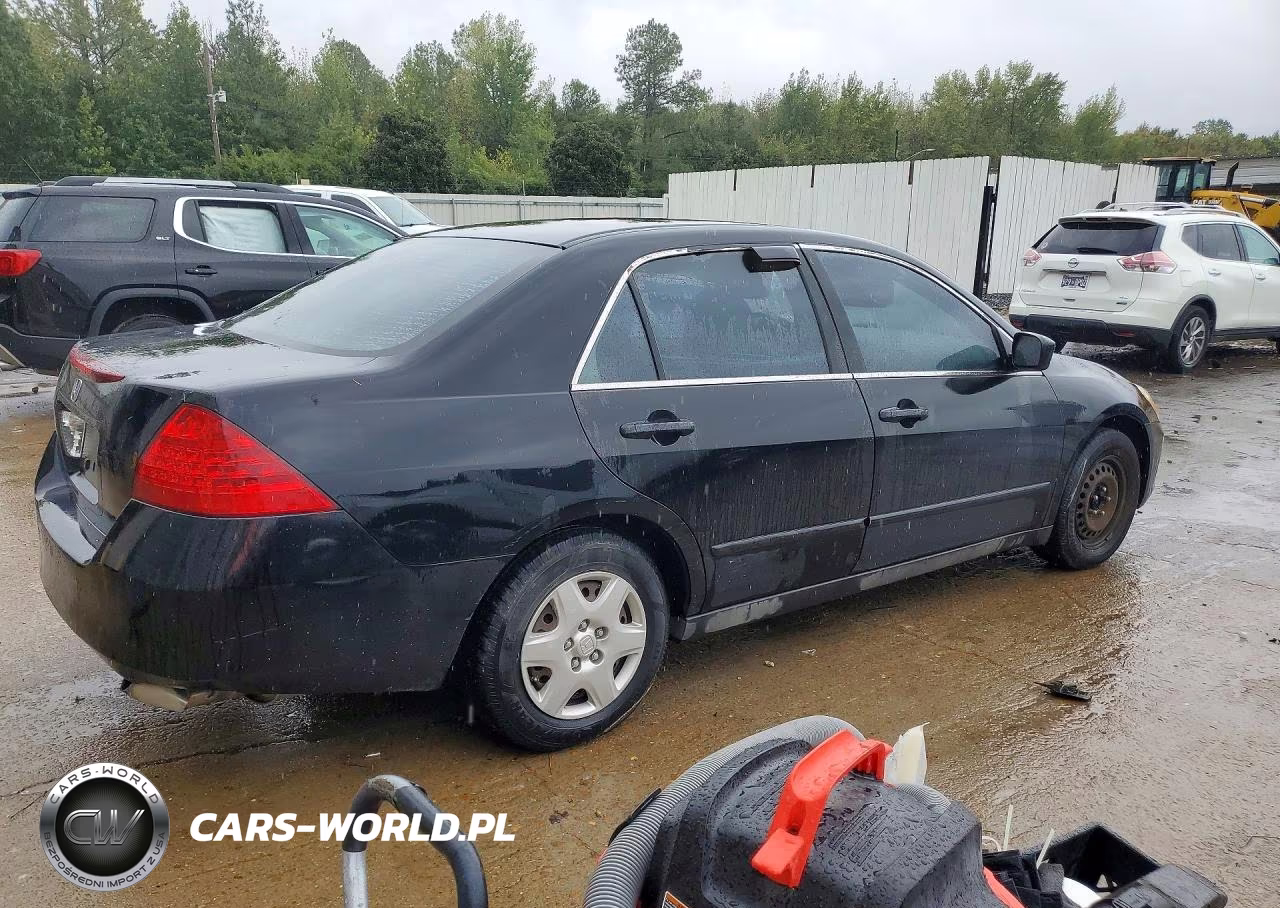 2007 Honda Accord Lx VIN:3HGCM56447G711376 - 3
