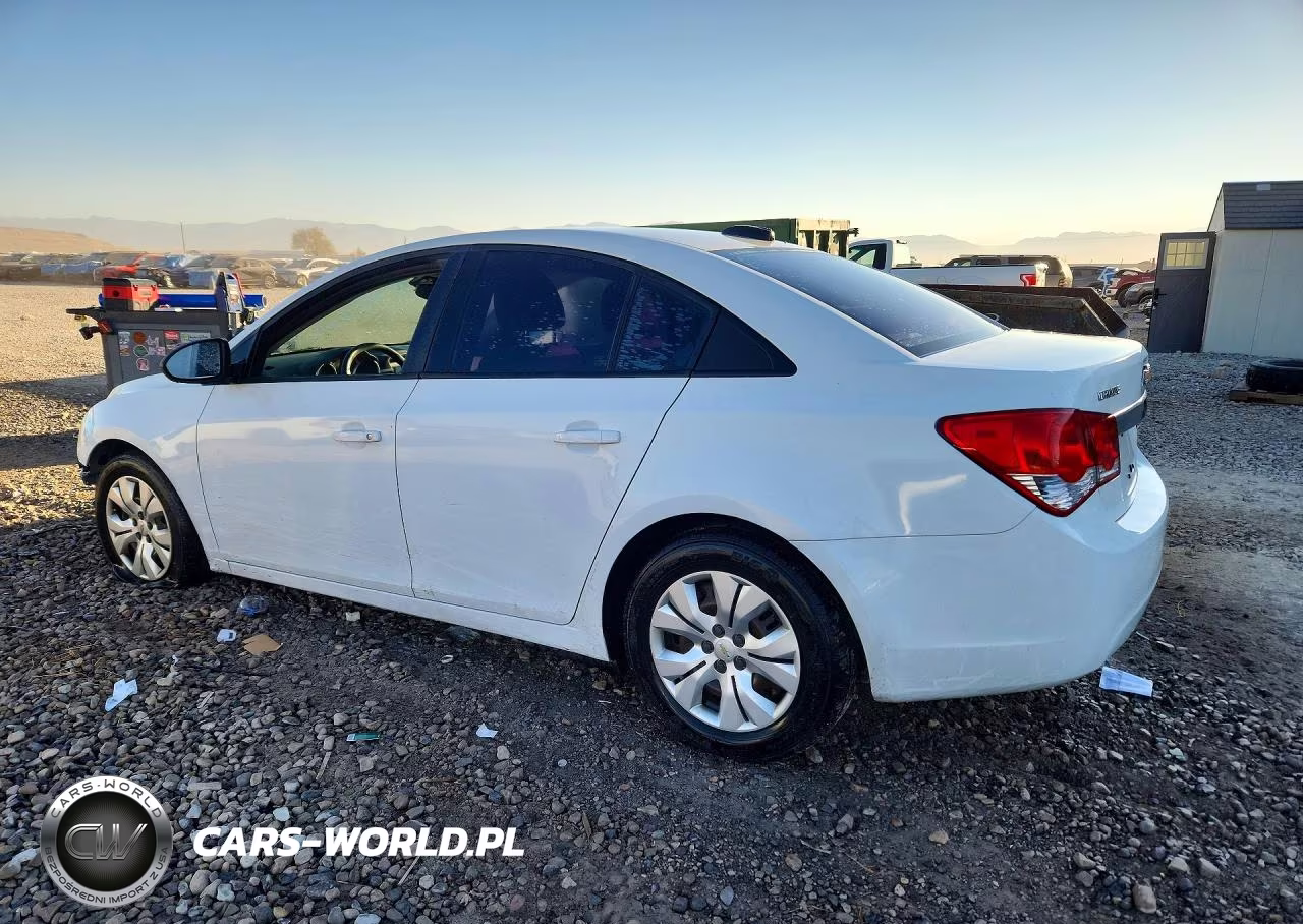 2015 Chevrolet Cruze Ls VIN:1G1PA5SG8F7248833 - 2