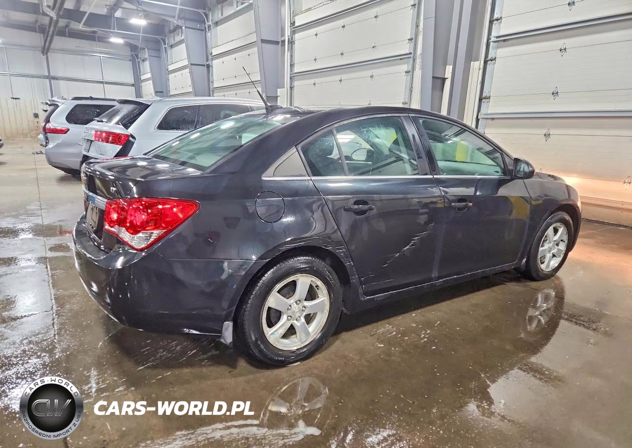 2014 Chevrolet Cruze Lt VIN:1G1PC5SB4E7342043 - 3