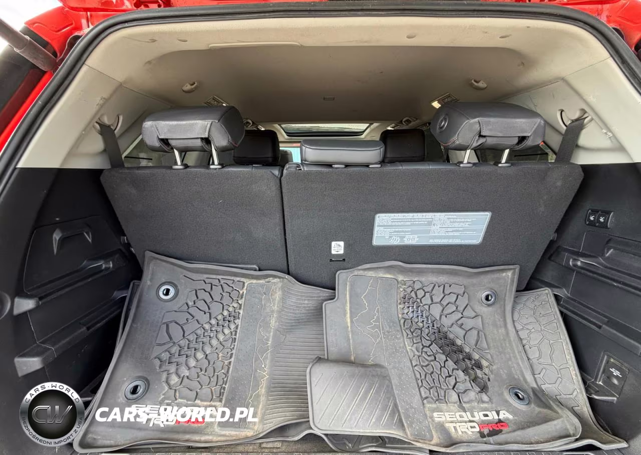 2023 Toyota Sequoia Trd Pro VIN:7SVAAABA1PX011240 - 11