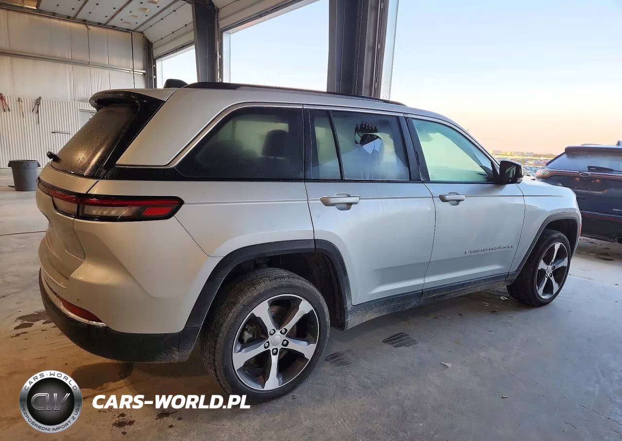 2024 Jeep Grand Cherokee Limited 4Xe VIN:1C4RJYB6XRC719224 - 3