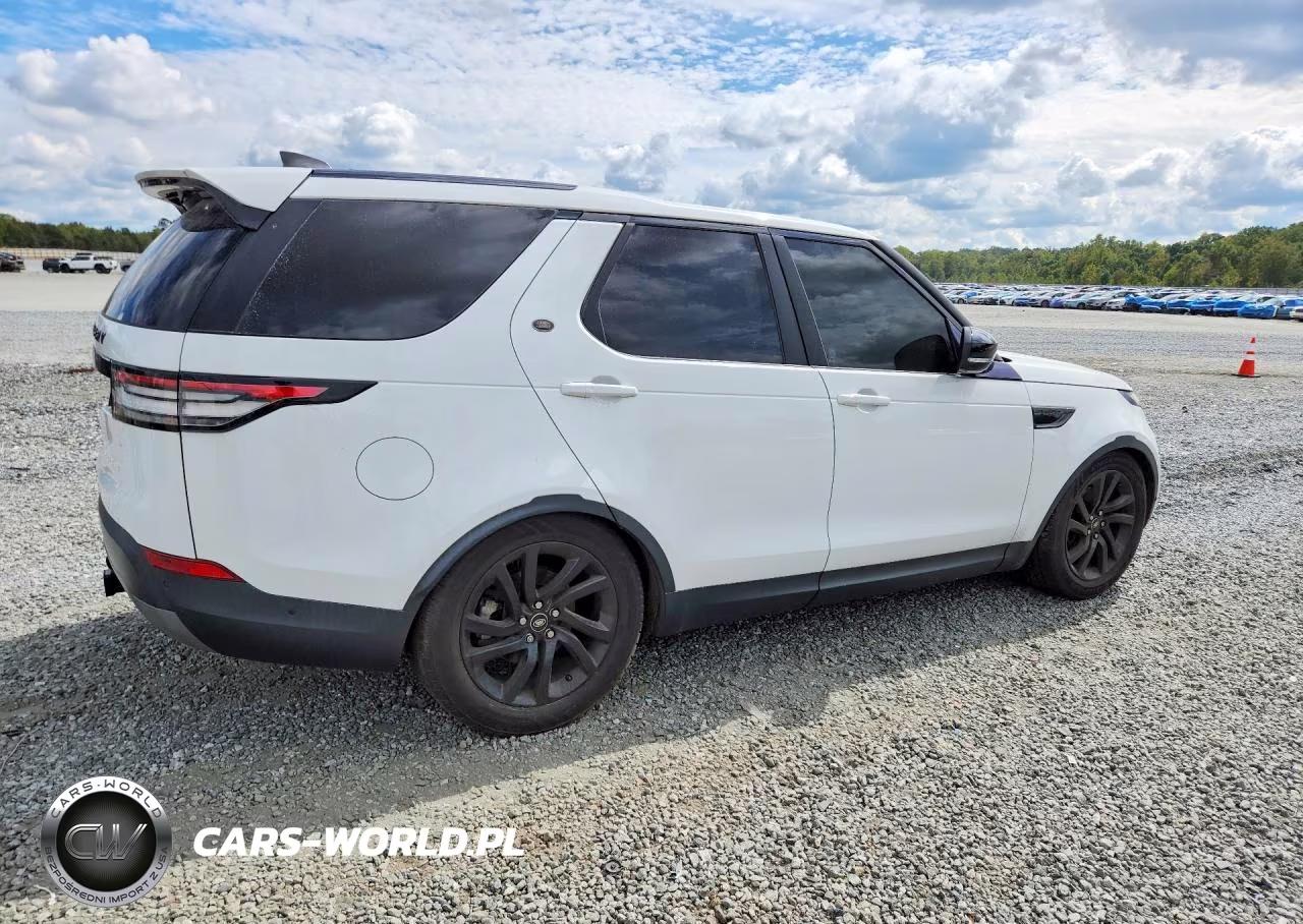 2018 Land Rover Discovery Se VIN:SALRG2RK8JA050877 - 3