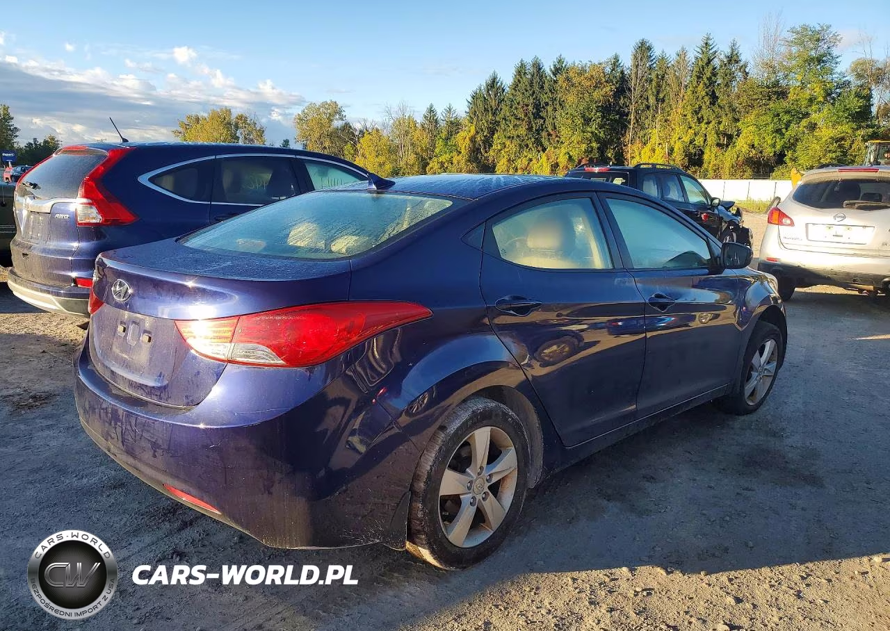 2013 Hyundai Elantra Gls VIN:5NPDH4AE4DH401622 - 3
