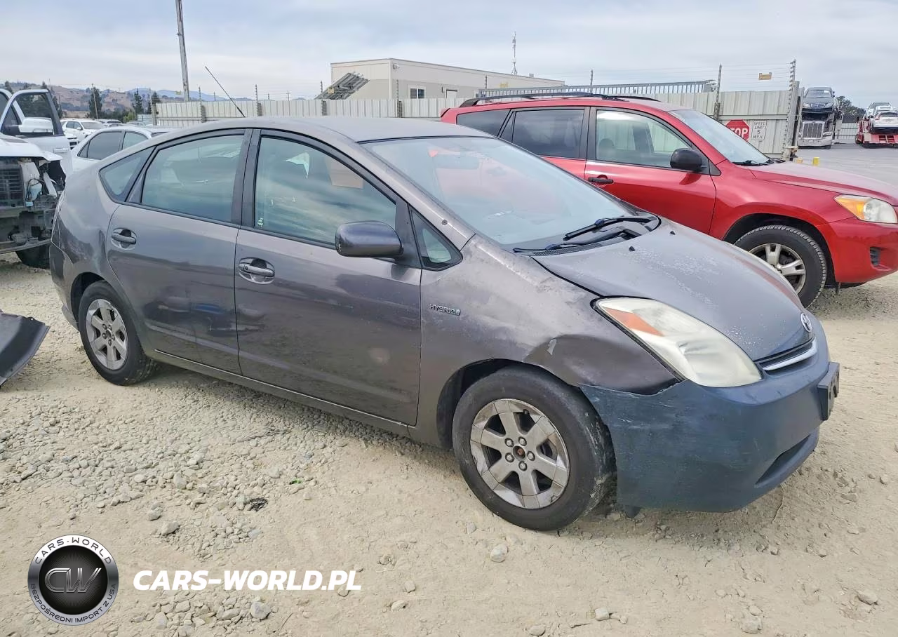 2008 Toyota Prius Base VIN:JTDKB20U383404907 - 4