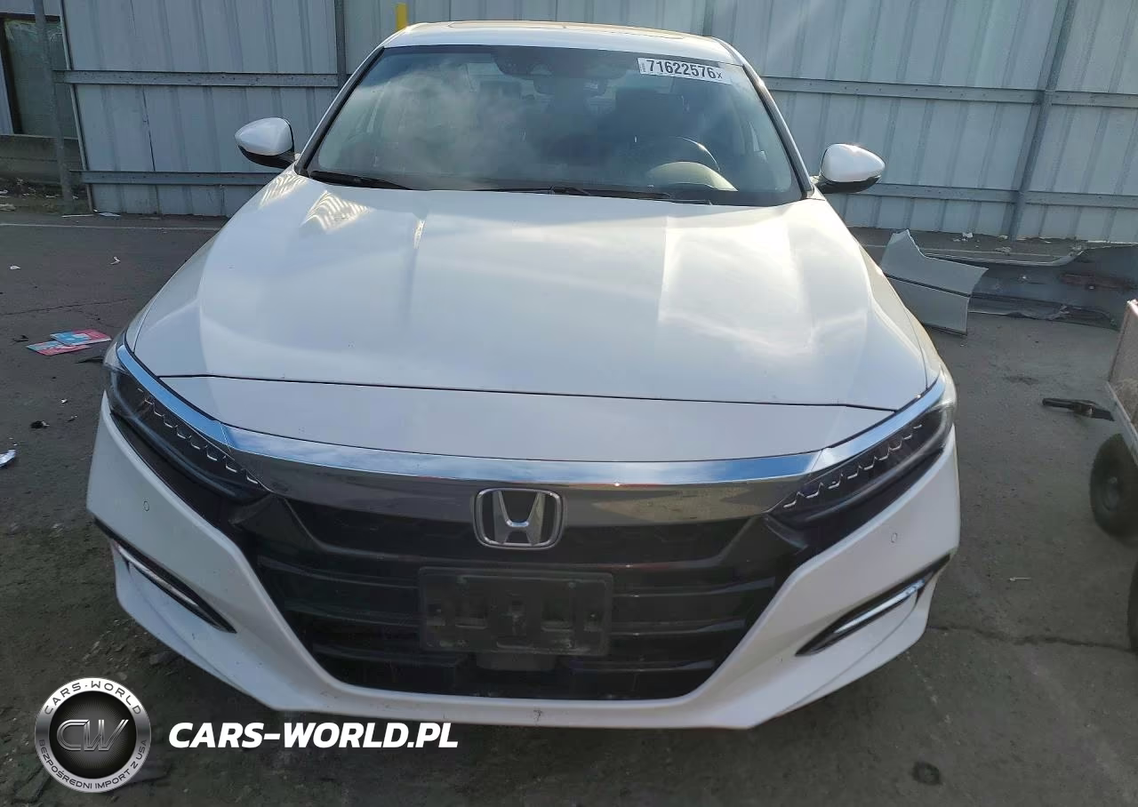 2018 Honda Accord Touring Hybrid VIN:1HGCV3F94JA006001 - 5